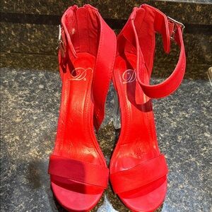Daisy Fuentes Vibrant Red Heels